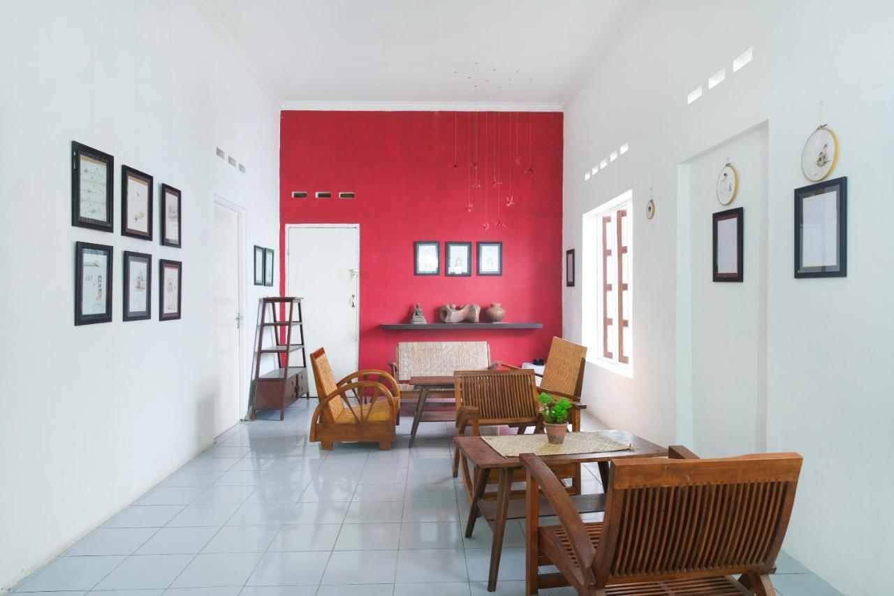 Hotel Oyo 287 Rumah Eyang Near Rsud Kota Yogyakarta Exteriér fotografie