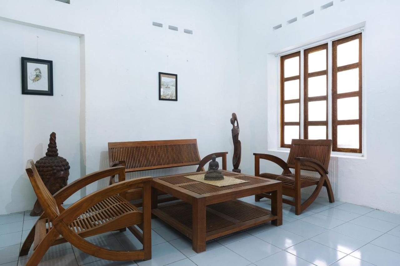 Hotel Oyo 287 Rumah Eyang Near Rsud Kota Yogyakarta Exteriér fotografie
