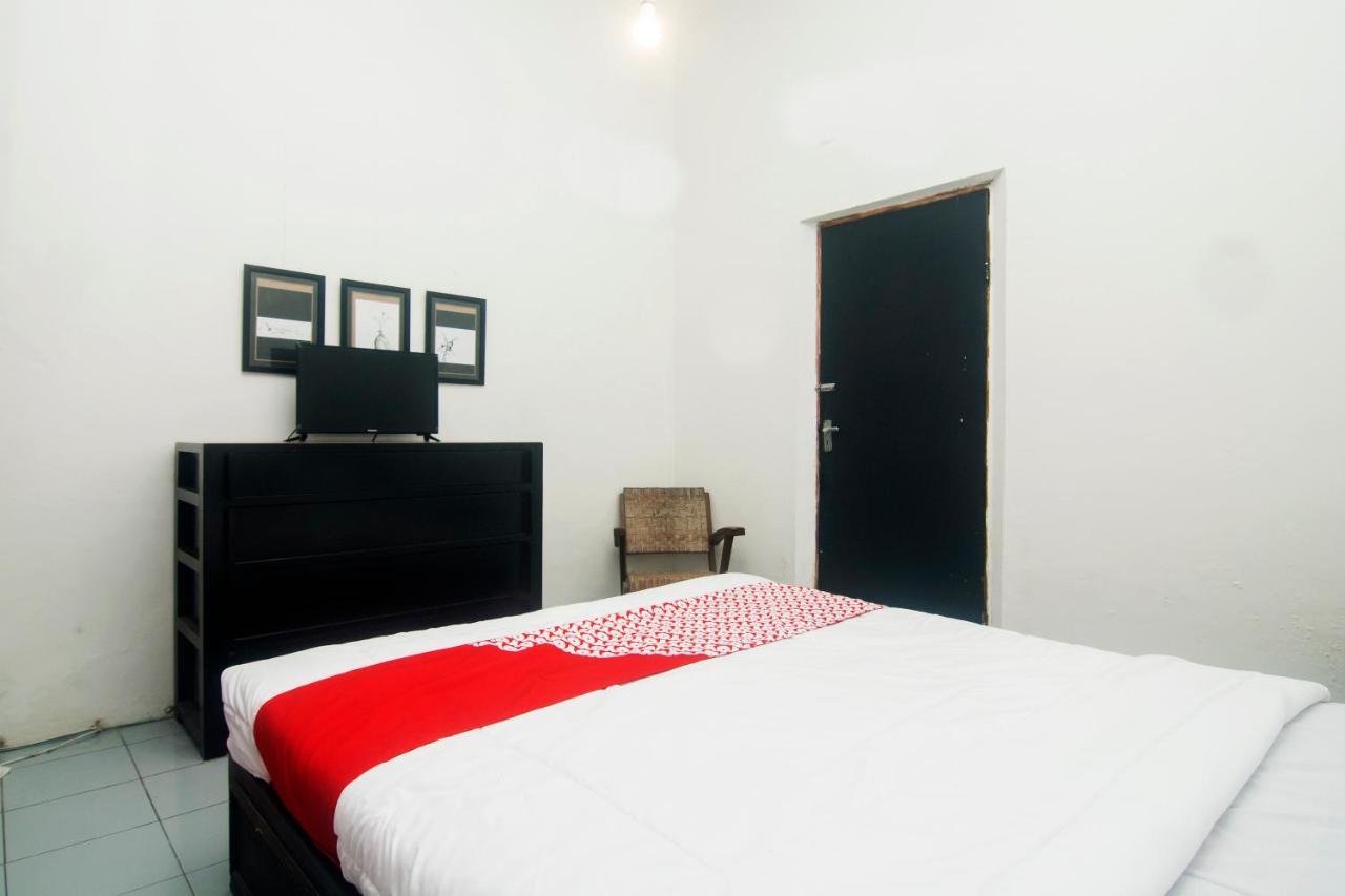 Hotel Oyo 287 Rumah Eyang Near Rsud Kota Yogyakarta Exteriér fotografie