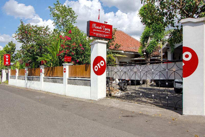 Hotel Oyo 287 Rumah Eyang Near Rsud Kota Yogyakarta Exteriér fotografie